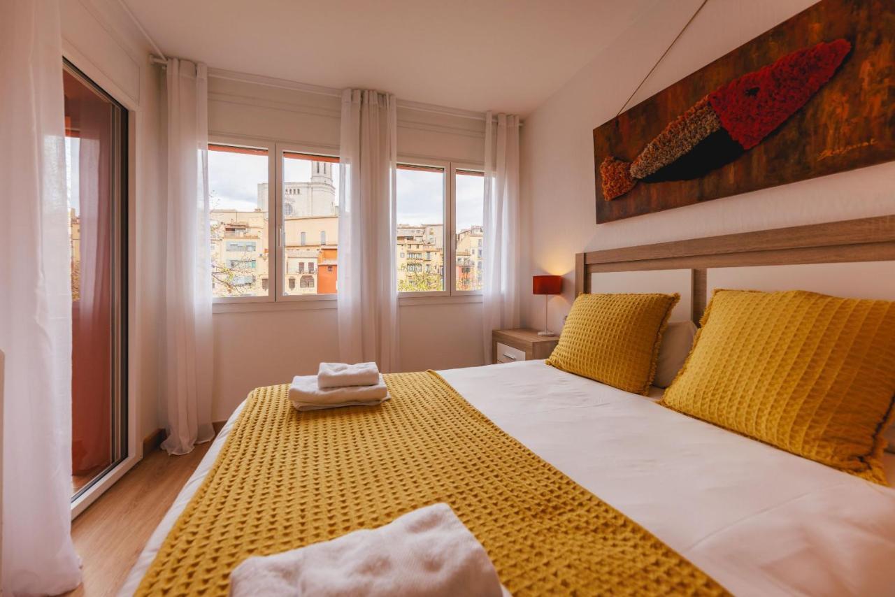 Bravissimo Pont De La Princesa, Comfortable 3-Bedroom Apartment ジローナ エクステリア 写真