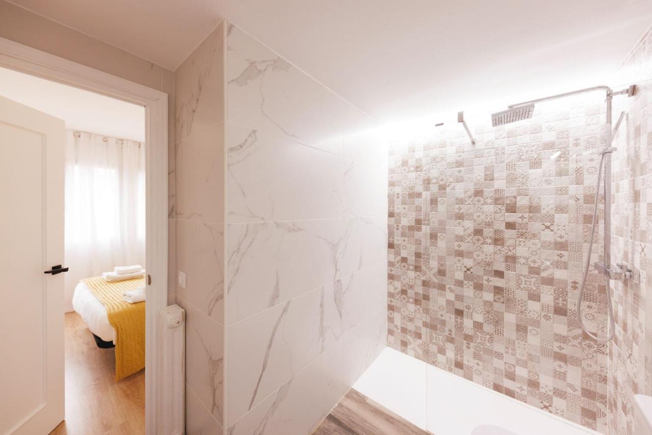 Bravissimo Pont De La Princesa, Comfortable 3-Bedroom Apartment ジローナ エクステリア 写真