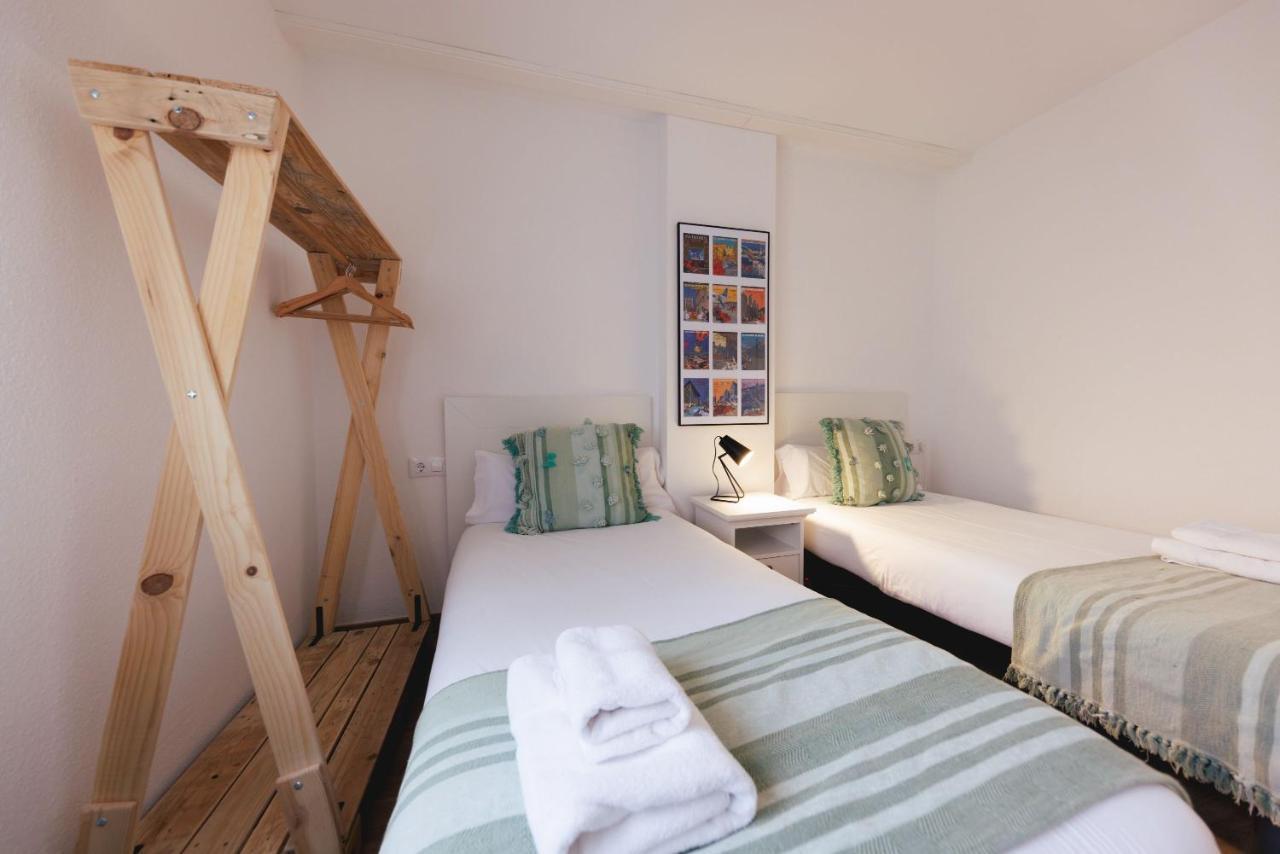 Bravissimo Pont De La Princesa, Comfortable 3-Bedroom Apartment ジローナ エクステリア 写真